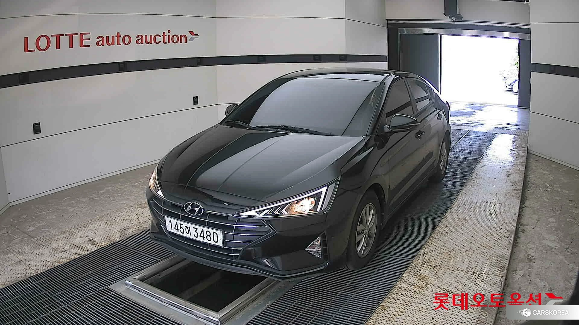 Hyundai Avante 2020 Phantom Black из Кореи
