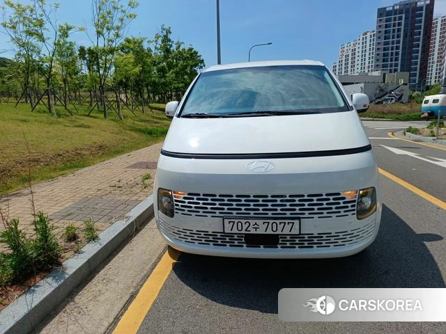 Hyundai Staria 2025 Белый из Кореи