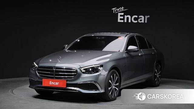 Mercedes-Benz E-Class W213 2021 Серый из Кореи