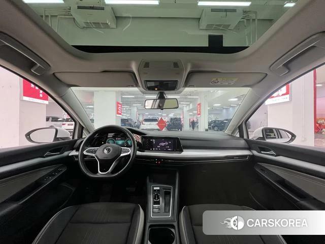 Volkswagen Golf 2022 Белый из Китая