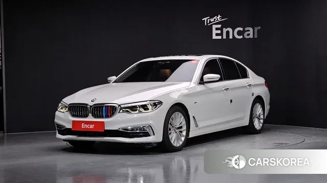 BMW 5 Series (G30) 2018 Белый из Кореи