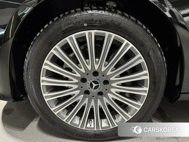 Mercedes-Benz E-class 2023 Черный из Китая