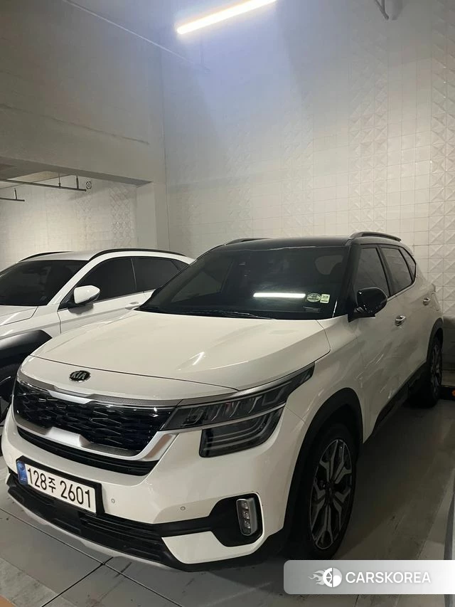 Kia Seltos 2020 Белый из Кореи