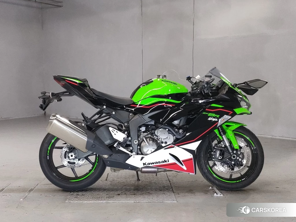 Проданный Kawasaki ZX-6R NINJA 2022 из Японии, фото 2
