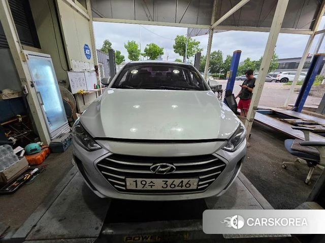 Hyundai Avante AD 2018 Серебристо-серый из Кореи