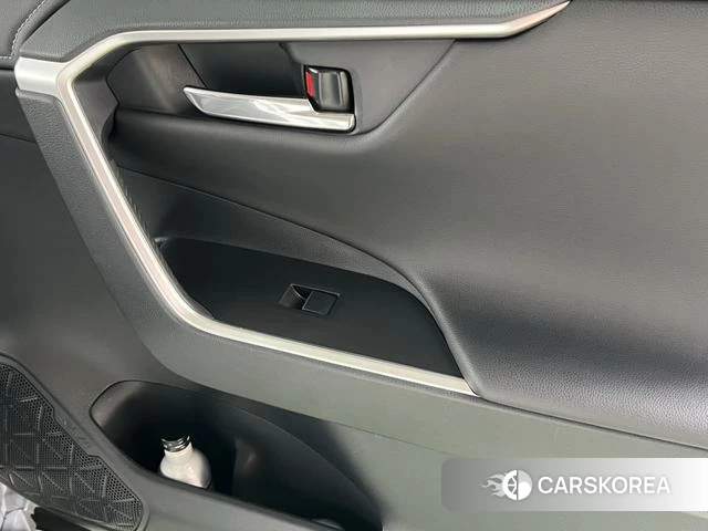 Toyota RAV4 Rongfang 2021 Белый из Китая