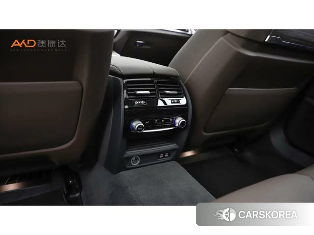 BMW 5 series 2021 Белый из Китая