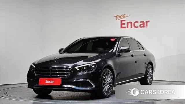 Mercedes-Benz E-Class W213 2021 Серый из Кореи