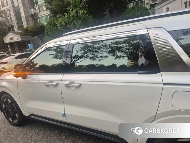 Kia The New Carnival 4th Generation 2025 Белый из Кореи