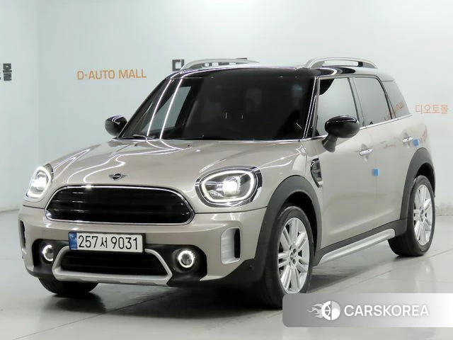 Mini Cooper Countryman 2023 Жемчужный цвет из Кореи