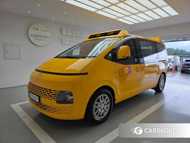 Hyundai Staria 2022 Желтый из Кореи