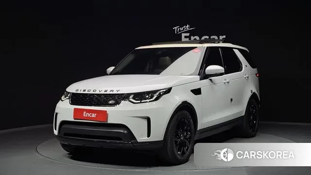 Land Rover Discovery 5 2019 Белый из Кореи