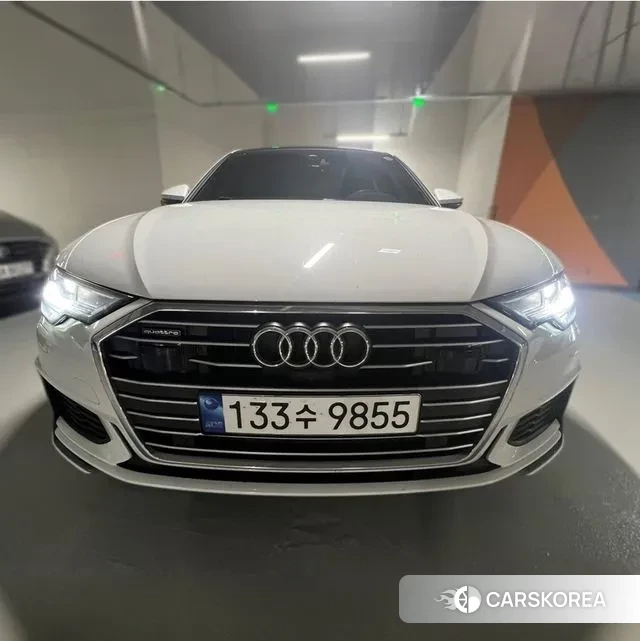 Audi A6 (C8) 2022 Белый из Кореи