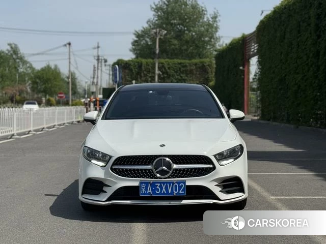 Mercedes-Benz Class A 2022 Белый из Китая