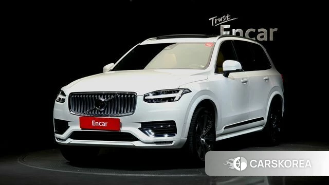 Volvo XC90 second Generation 2025 Белый из Кореи