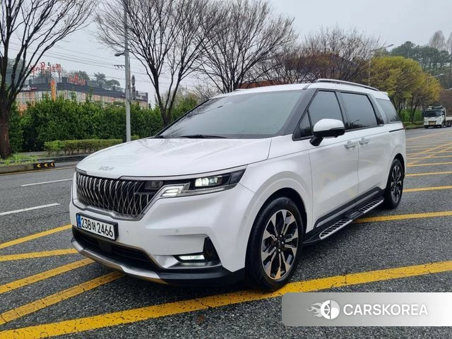 Kia Carnival 4th generation 2023 Жемчужный цвет из Кореи