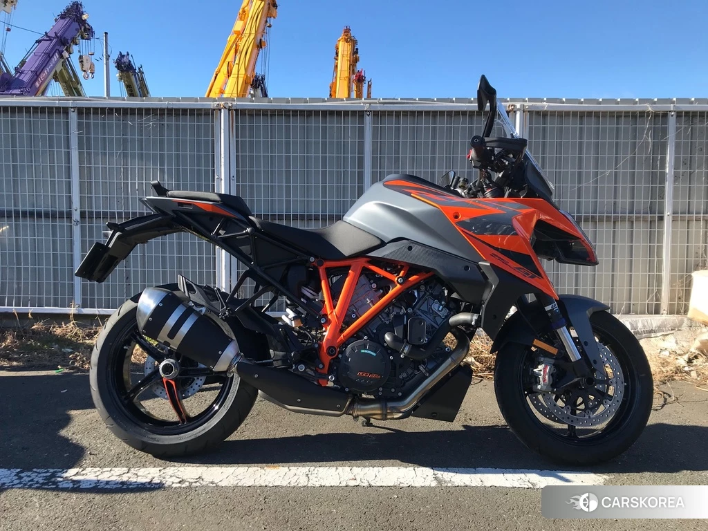Проданный KTM 1290 SUPER DUKE GT 2022 из Японии