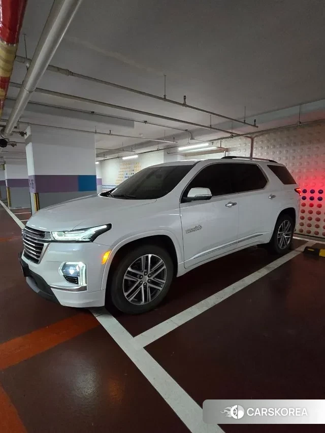 Chevrolet (GM Daewoo) Traverse 2023 Белый из Кореи