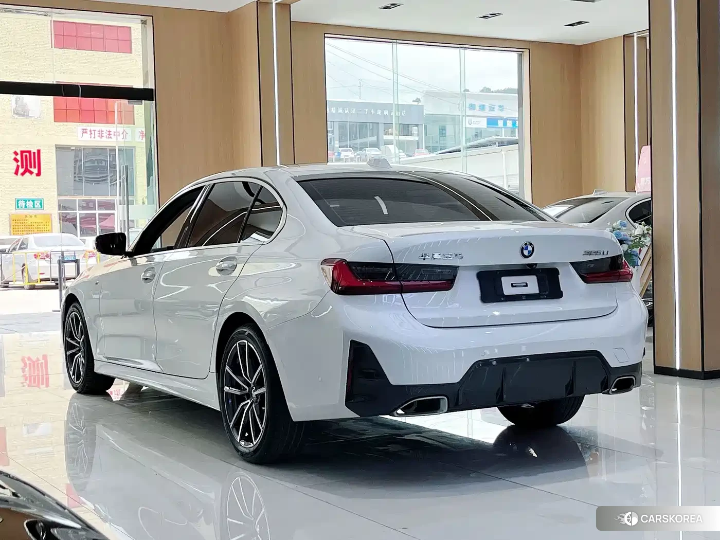 BMW 3 series 2023 Белый из Китая