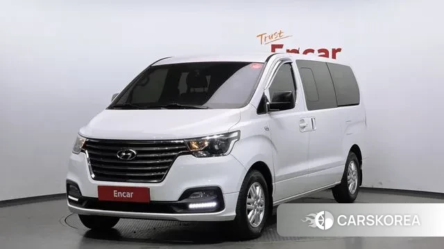 Hyundai The New Grand Starex 2018 Белый из Кореи