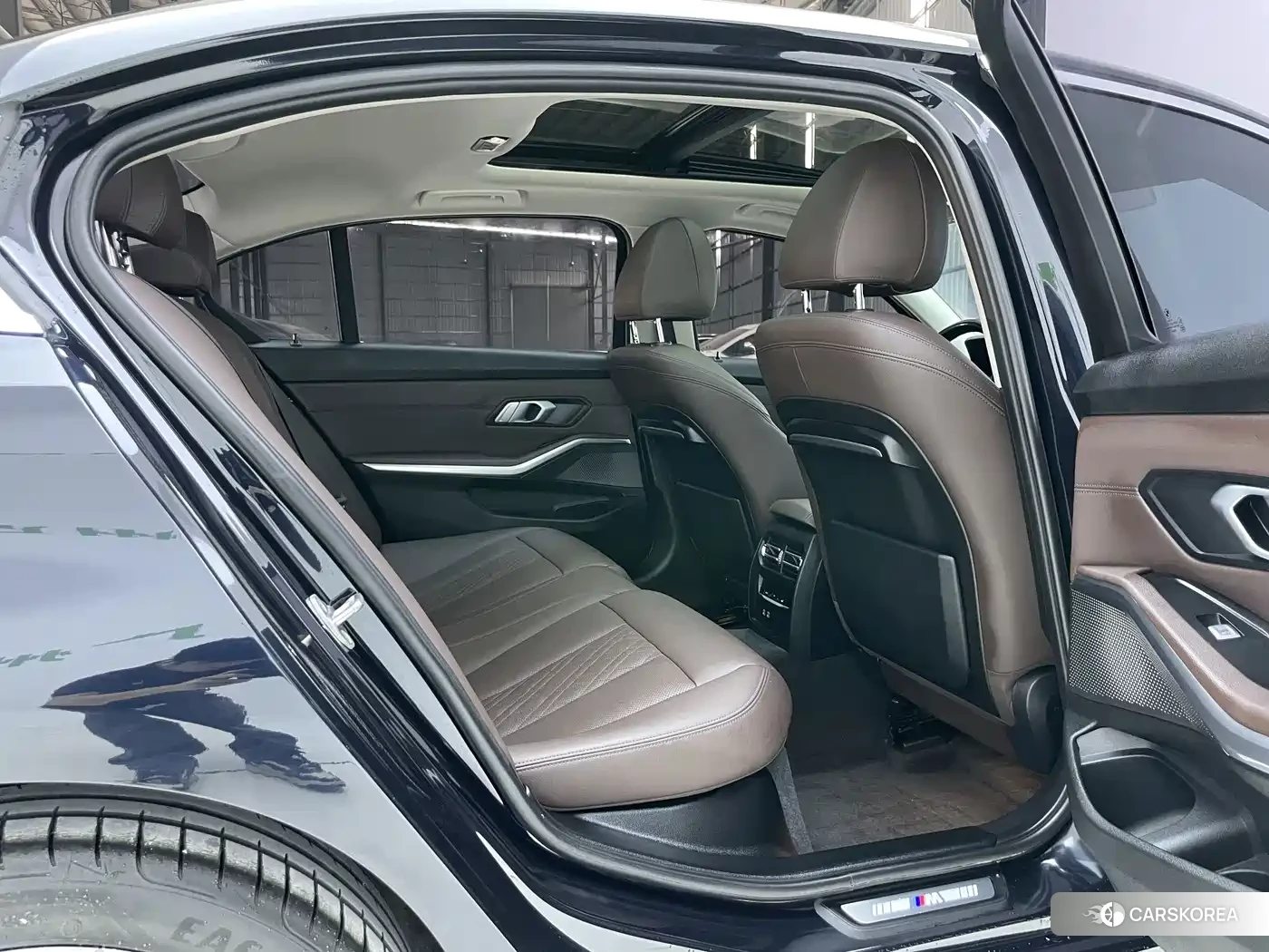 BMW 3 series 2022 Черный из Китая