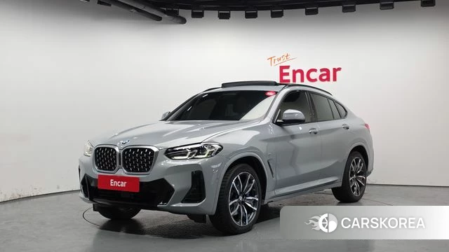 BMW X4 (G02) 2025 Серебристо-серый из Кореи