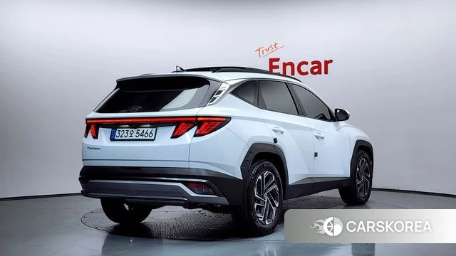 Hyundai The New Tucson Hybrid (NX4) 2025 Белый из Кореи