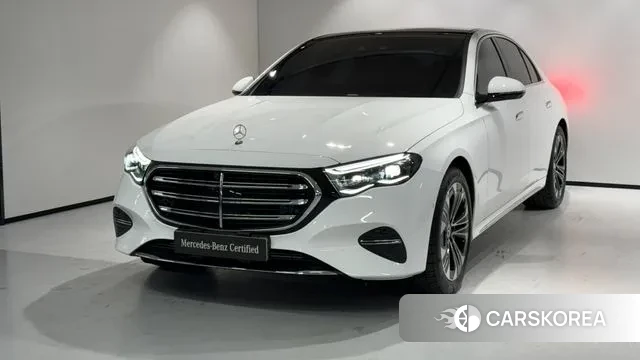 Mercedes-Benz E-Class W214 2025 Белый из Кореи