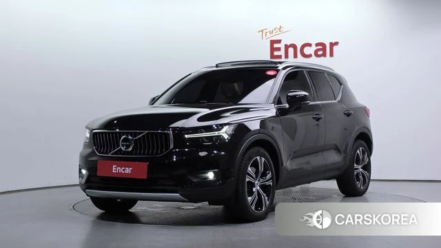 Volvo XC40 2021 Черный из Кореи