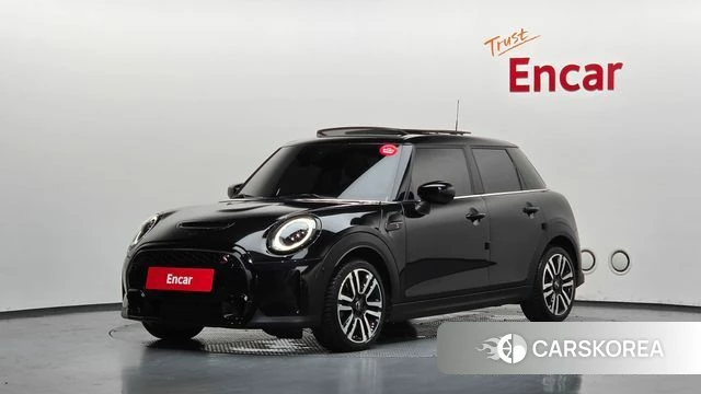 Mini Cooper S 2024 Черный из Кореи