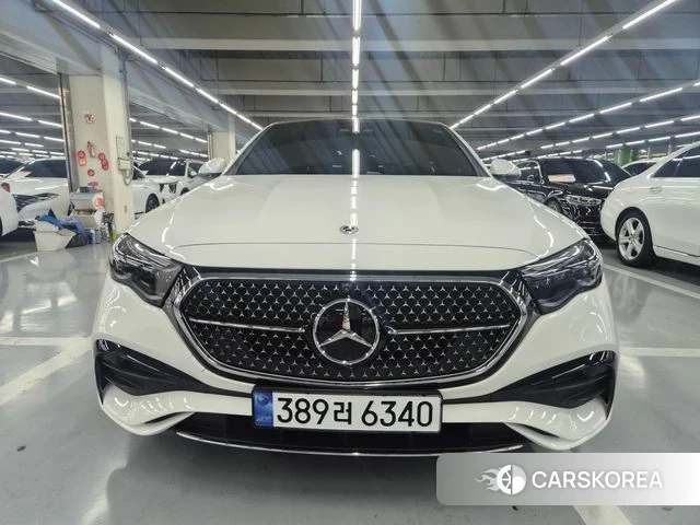 Mercedes-Benz E-Class W214 2024 Белый из Кореи