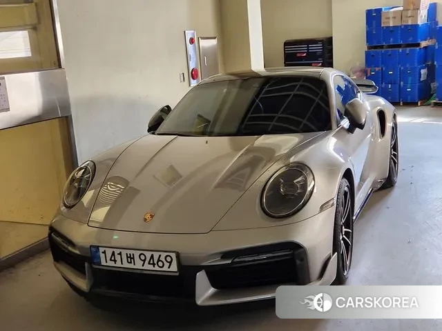 Porsche 911(992) 2021 Серебряный из Кореи