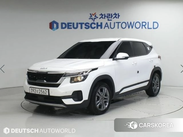 Kia Seltos 2022 Белый из Кореи