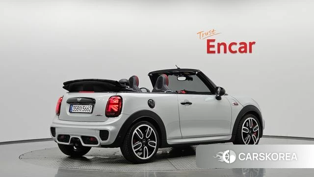 Mini Cooper S Convertible 2019 Серебристо-серый из Кореи