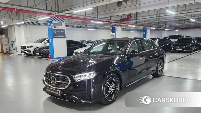 Mercedes-Benz E-Class W214 2026 Черный из Кореи