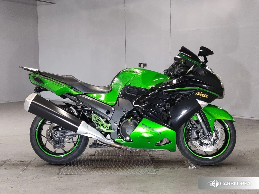 Проданный Kawasaki ZX-14R NINJA 2012 из Японии
