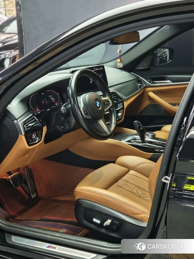 BMW 5 series (imported) 2021 Черный из Китая