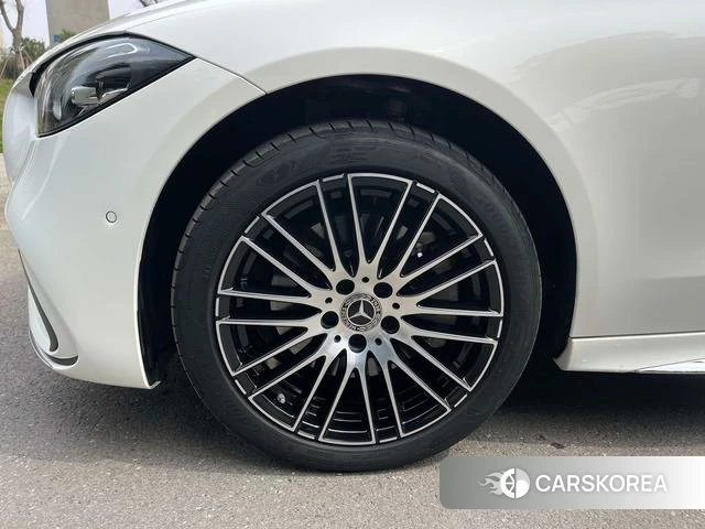 Mercedes-Benz Class C 2024 Белый из Китая