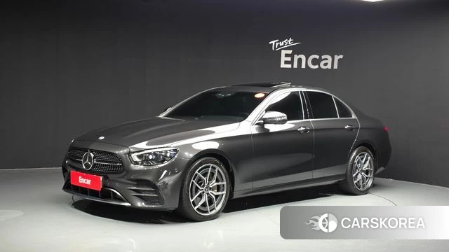 Mercedes-Benz E-Class W213 2022 Серый из Кореи