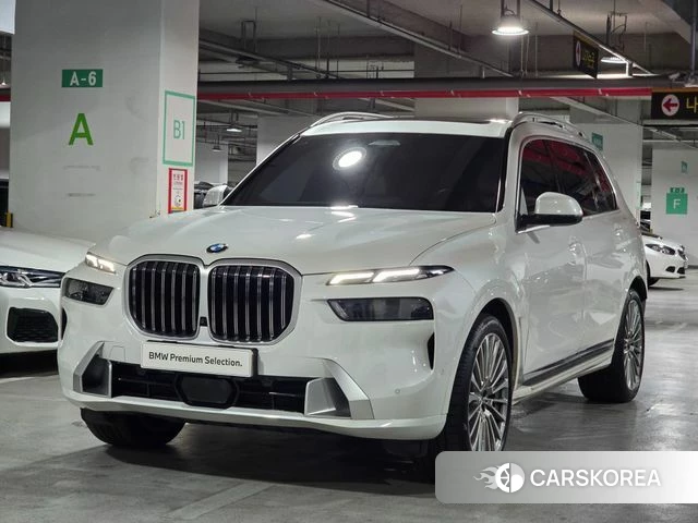 BMW X7 (G07) 2023 Белый из Кореи