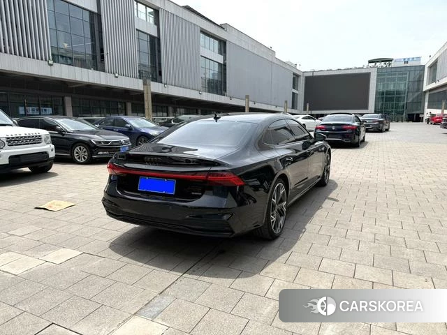 Audi A7L 2024 Черный из Китая