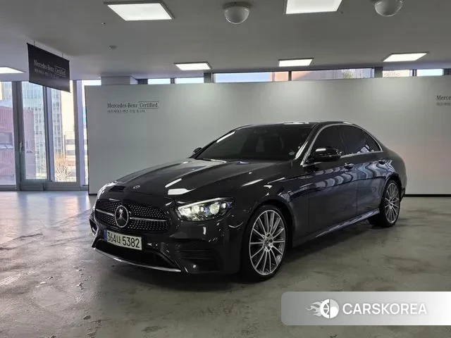 Mercedes-Benz E-Class W213 2021 Серый из Кореи