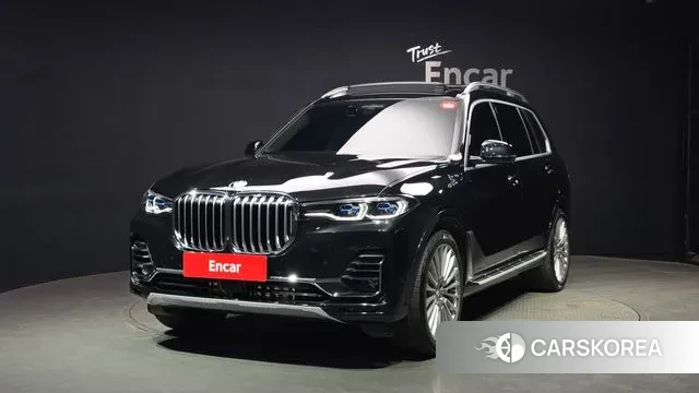 BMW X7 (G07) 2021 Черный из Кореи