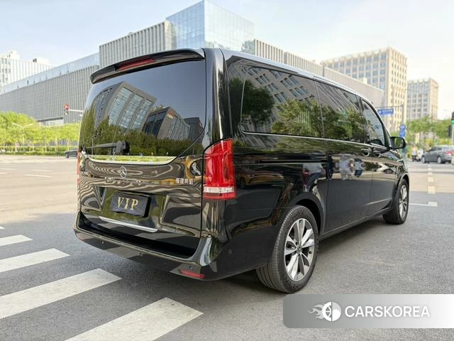 Mercedes-Benz V-class 2023 Черный из Китая