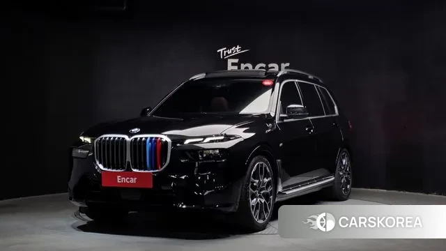 BMW X7 (G07) 2024 Черный из Кореи