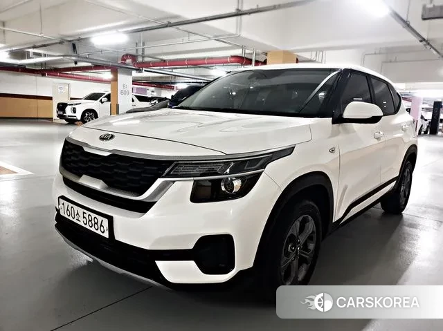Kia Seltos 2021 Белый из Кореи