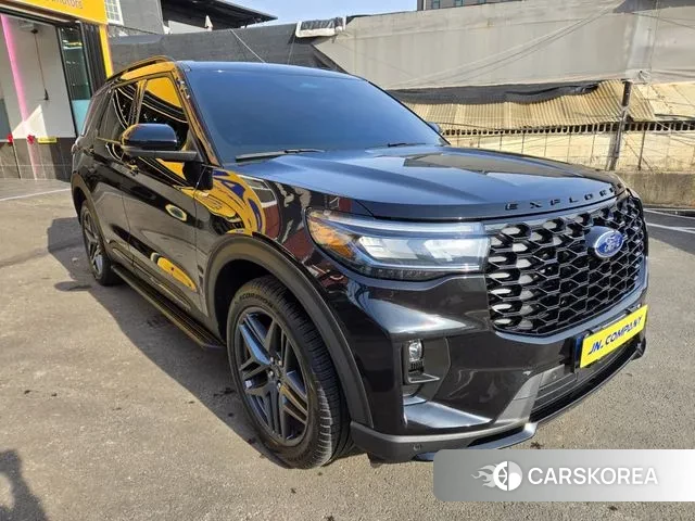 Ford Explorer 6th Generation 2024 Черный из Кореи