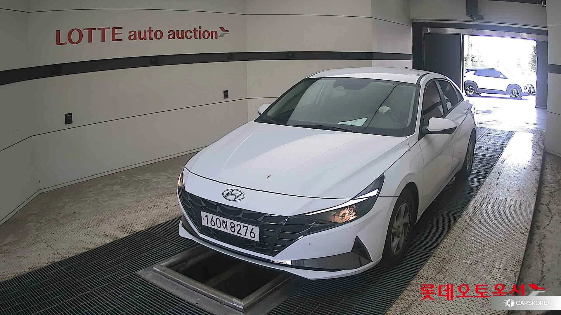 Hyundai Avante 2021 Polar White из Кореи
