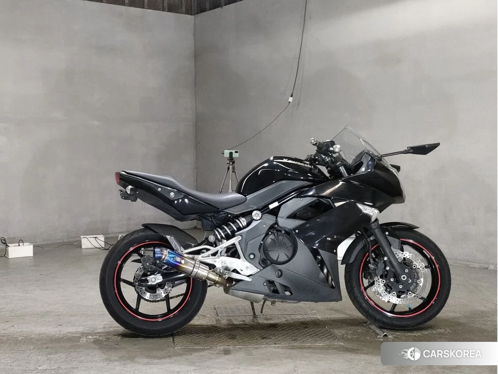 Проданный Kawasaki NINJA 400R 2010 из Японии
