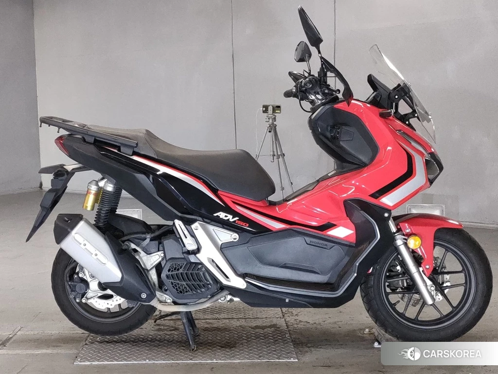 Проданный Honda ADV150 2019 из Японии, фото 2
